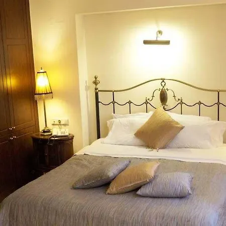 Palazzino Di Corina 4* ريثيمنو