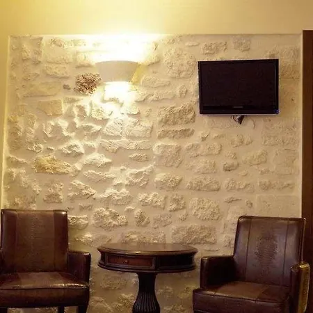 Palazzino Di Corina 레팀노