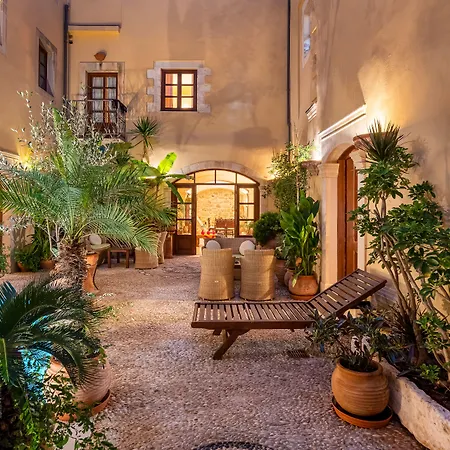 Palazzino Di Corina 4* ريثيمنو