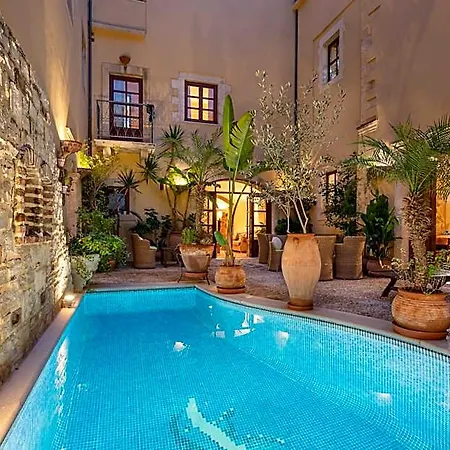 Hotel Palazzino Di Corina 4*