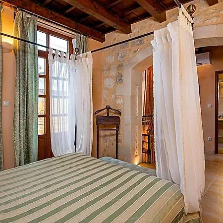 Palazzino Di Corina ريثيمنو