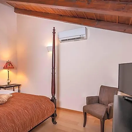 Palazzino Di Corina Hotel