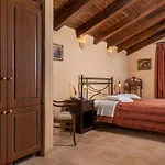 Palazzino Di Corina 4*