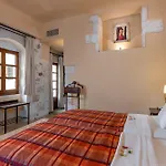 Hotel Palazzino Di Corina 4*